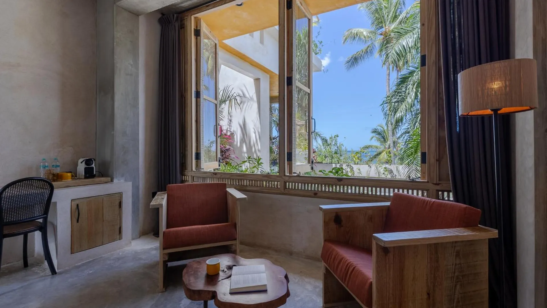 El Mambo Boutique Hotel Лас Терренас