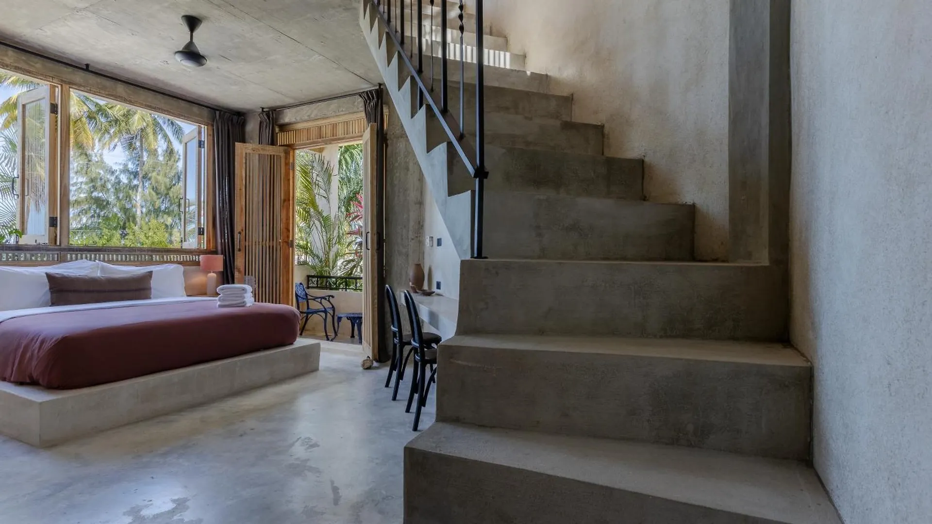 El Mambo Boutique Hotel Лас Терренас